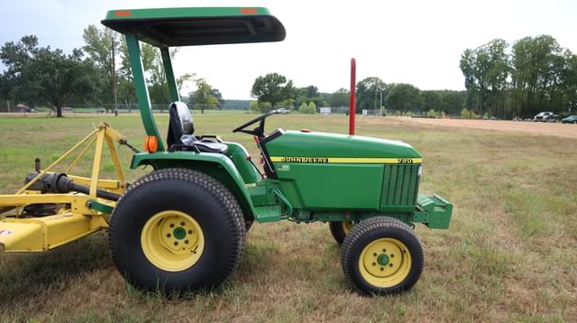 Image of John Deere 790 equipment image 4