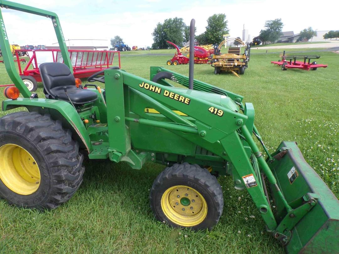 Image of John Deere 790 Primary image