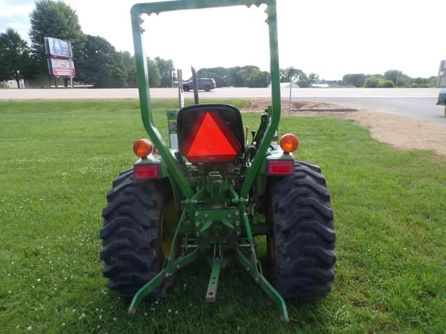 Image of John Deere 790 equipment image 4