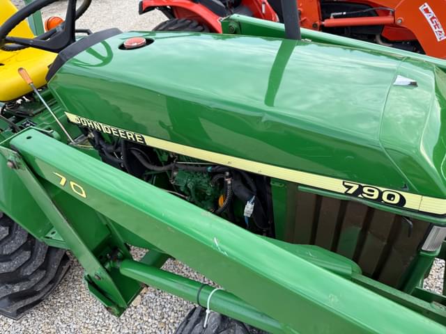 Image of John Deere 790 equipment image 3