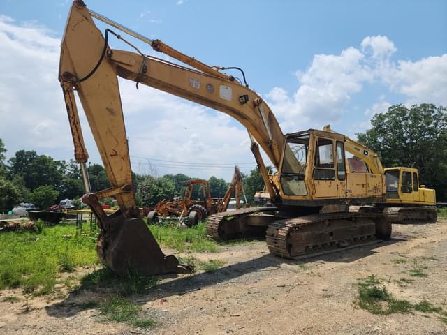 Image of John Deere 790 equipment image 1