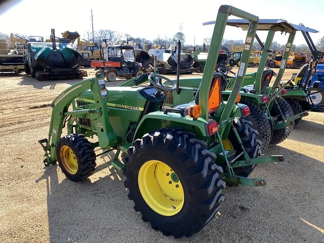 Image of John Deere 790 equipment image 1