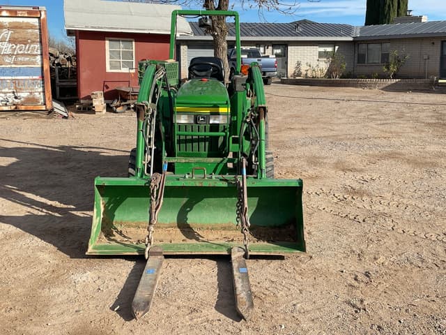 Image of John Deere 790 equipment image 1