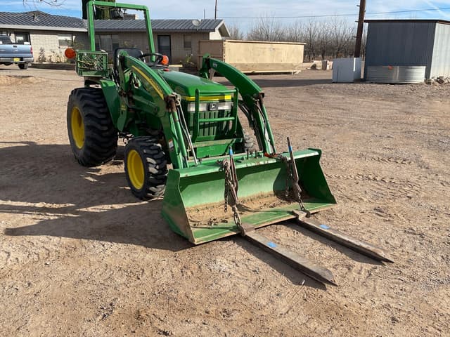 Image of John Deere 790 equipment image 2