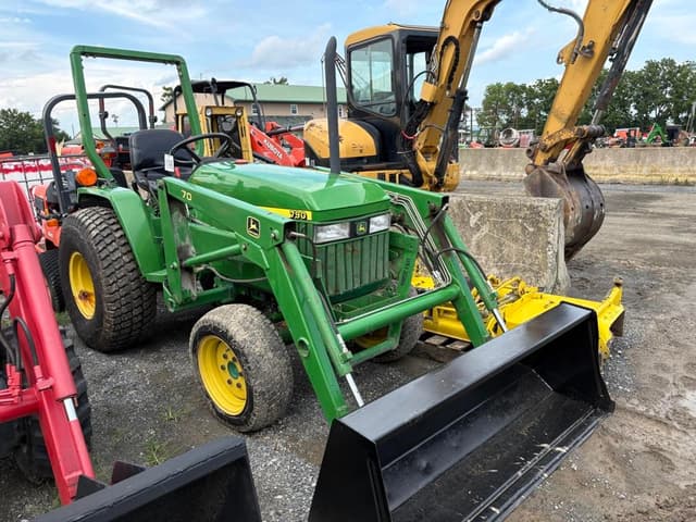 Image of John Deere 790 equipment image 1
