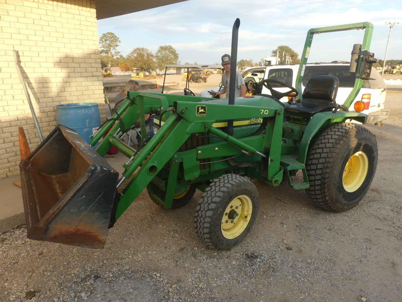 Main image John Deere 790