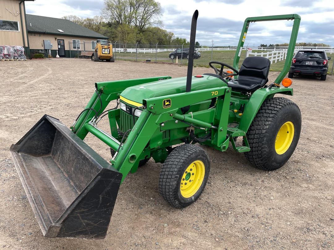 Image of John Deere 790 Primary image