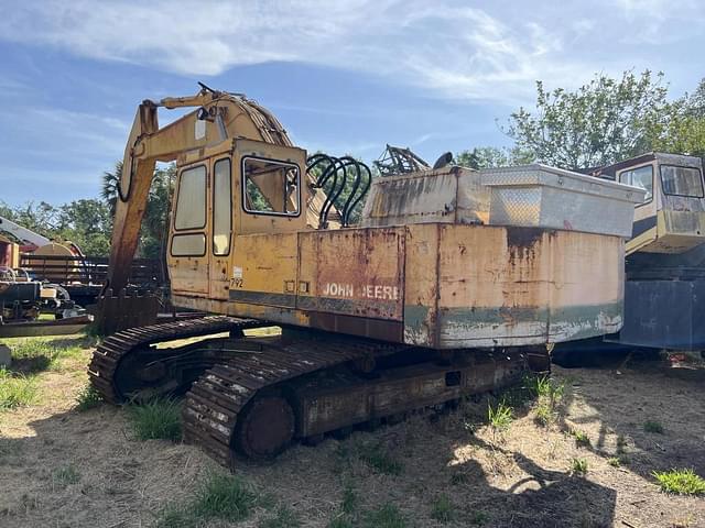Image of John Deere 792 equipment image 3