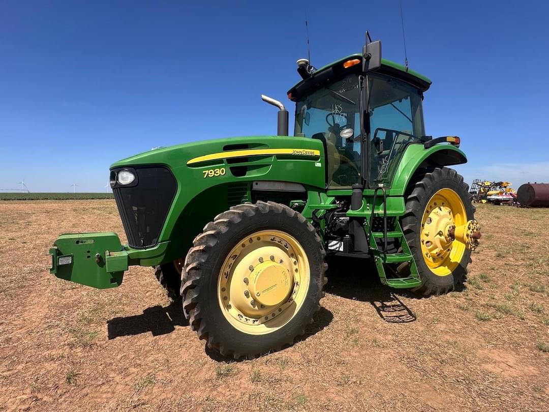 Image of John Deere 7930 Primary image