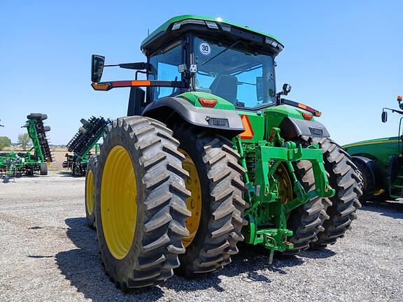 Image of John Deere 7R 230 equipment image 4