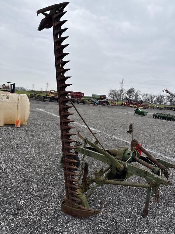 Image of John Deere 8 equipment image 3