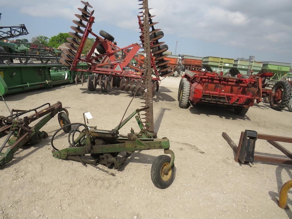Image of John Deere 8 Image 0