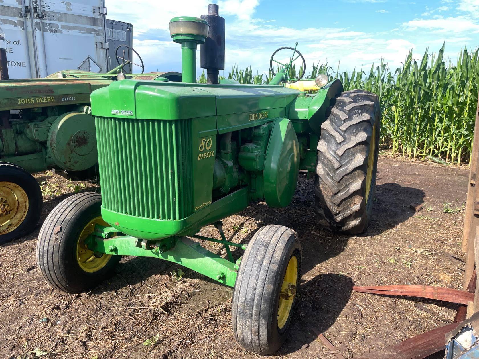 John Deere 80 Equipment Image0