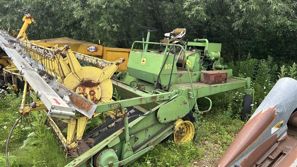 Image of John Deere 800 Primary image