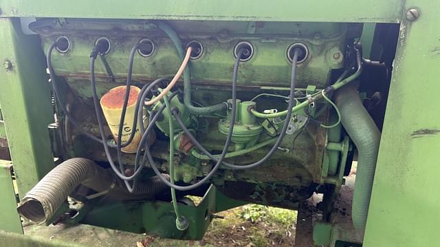 Image of John Deere 800 equipment image 4