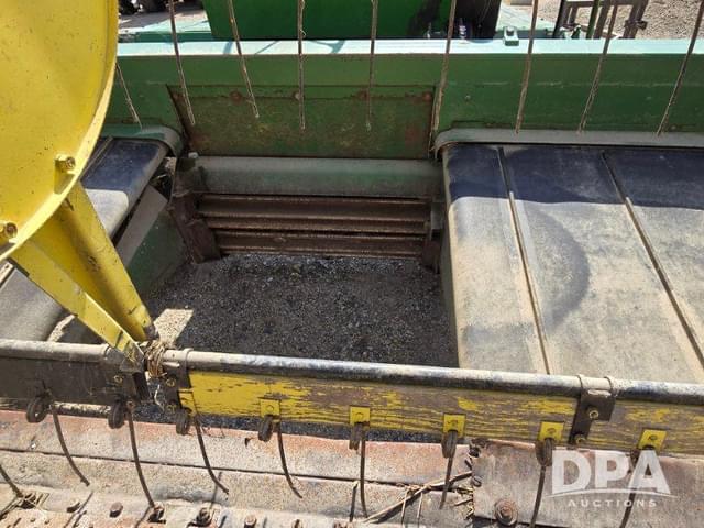 Image of John Deere 800 equipment image 3