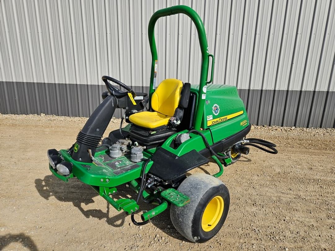 Image of John Deere 8000A Primary image