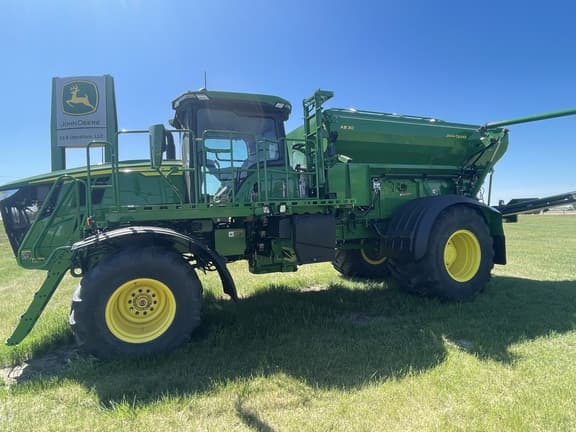 Image of John Deere 800R equipment image 2