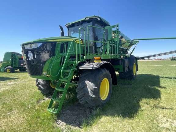 Image of John Deere 800R equipment image 3