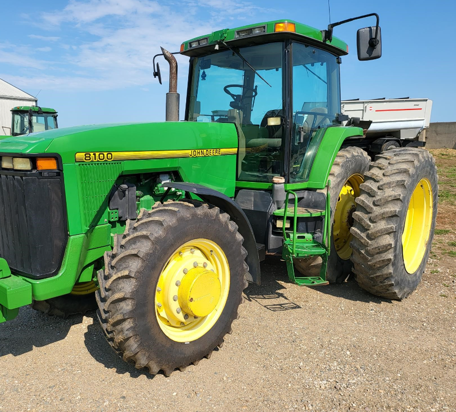 Main image John Deere 8100