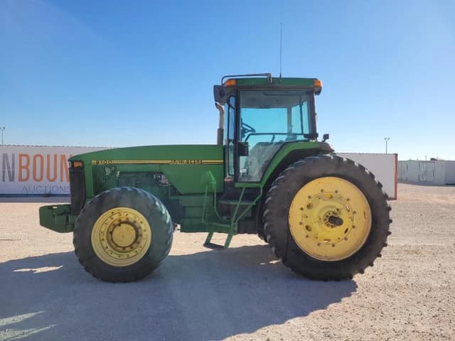 Image of John Deere 8100 equipment image 1