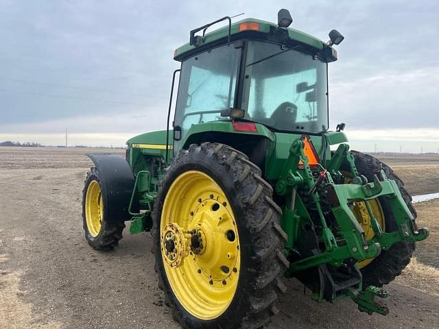 Image of John Deere 8100 equipment image 2