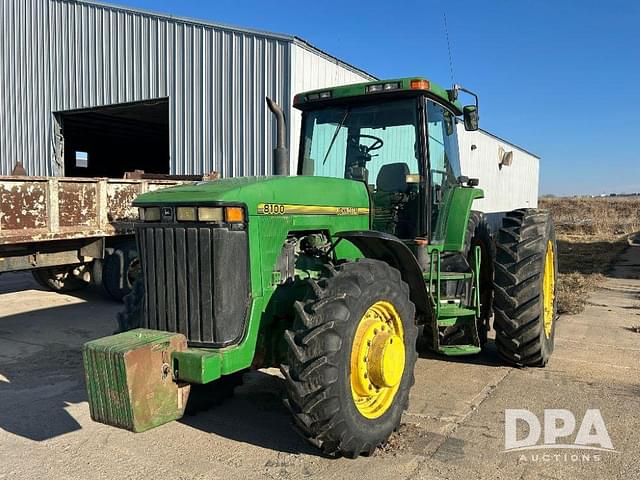 Image of John Deere 8100 equipment image 1