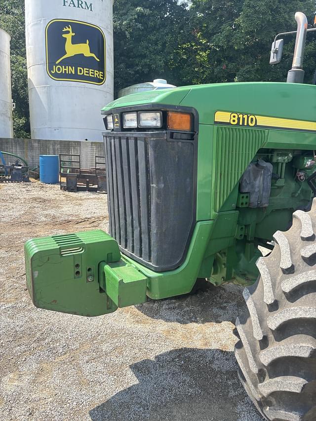 Image of John Deere 8110 equipment image 2
