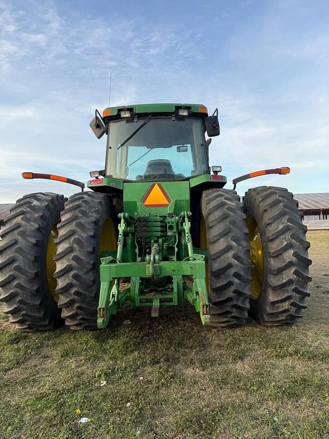 Image of John Deere 8110 equipment image 3