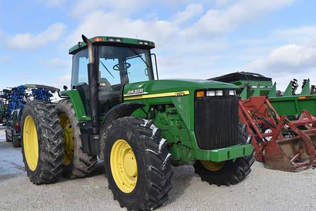 Image of John Deere 8110 equipment image 2