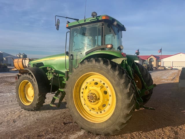 Image of John Deere 8120 equipment image 2