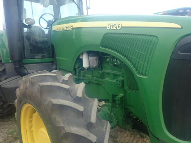 Image of John Deere 8120 equipment image 4