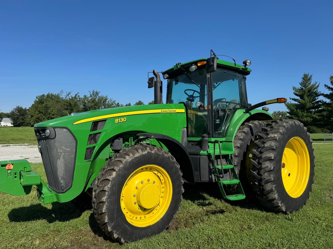 Image of John Deere 8130 Primary image