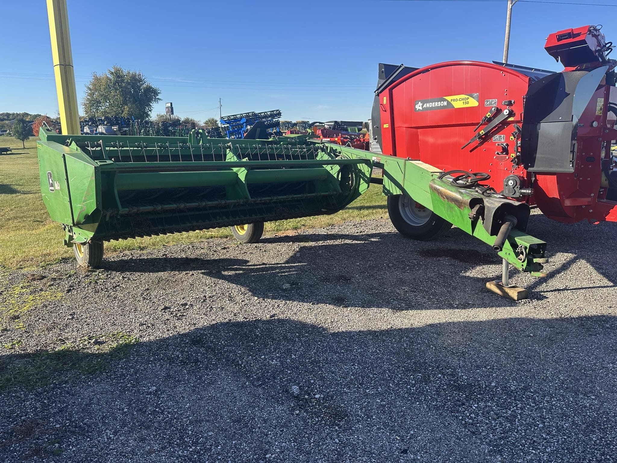 John Deere 820 Equipment Image0