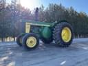John Deere 820 Image