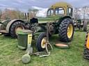 John Deere 820 Image