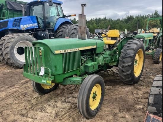 John Deere 820 Equipment Image0