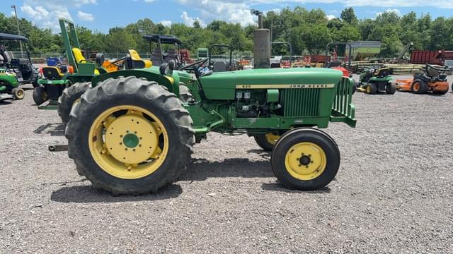 Image of John Deere 820 equipment image 3