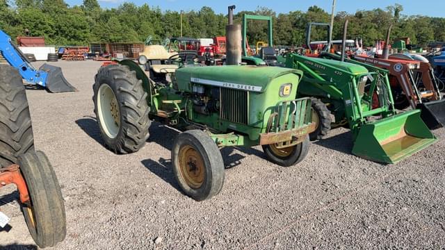Image of John Deere 820 equipment image 2