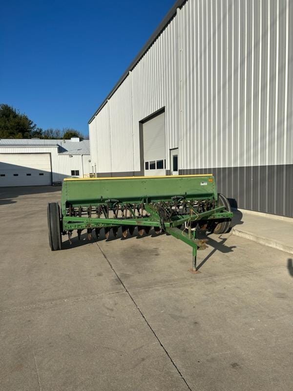 Main image John Deere 8200