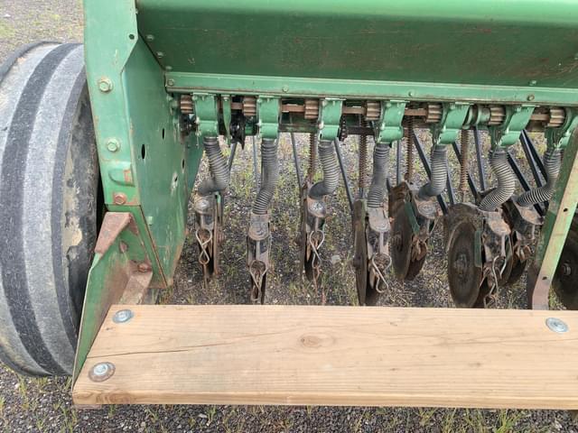 Image of John Deere 8200 equipment image 3
