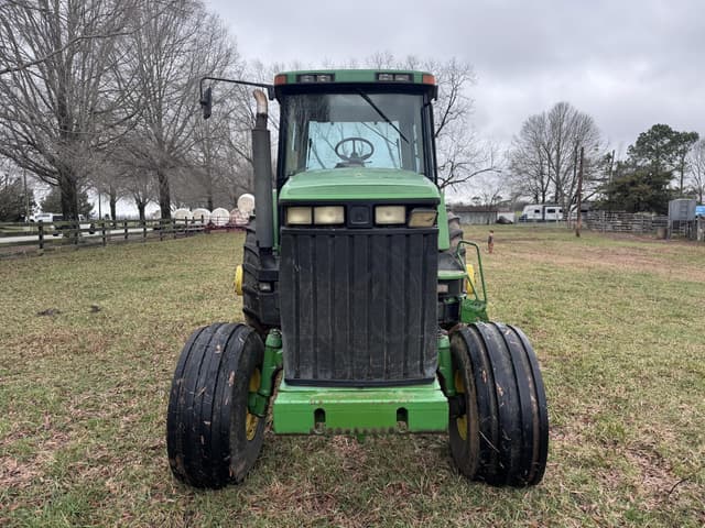 Image of John Deere 8200 equipment image 2