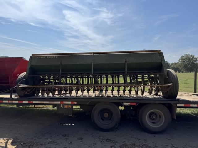 Image of John Deere 8200 equipment image 3