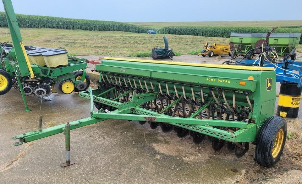 Main image John Deere 8200