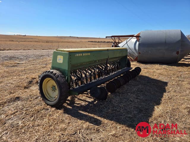 Image of John Deere 8200 equipment image 3