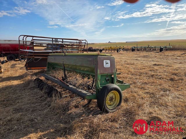 Image of John Deere 8200 equipment image 3