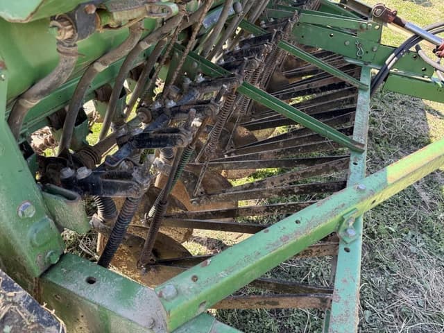 Image of John Deere 8000 equipment image 3