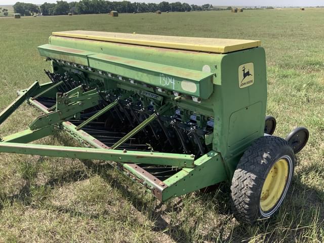 Image of John Deere 8200 equipment image 4