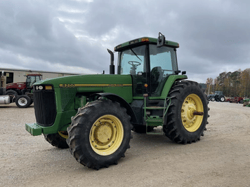 Main image John Deere 8200