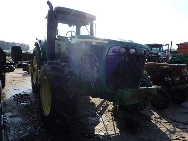 Image of John Deere 8220 equipment image 3